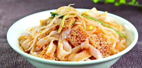 西安凉皮口味独到吸引了无数人(图1)